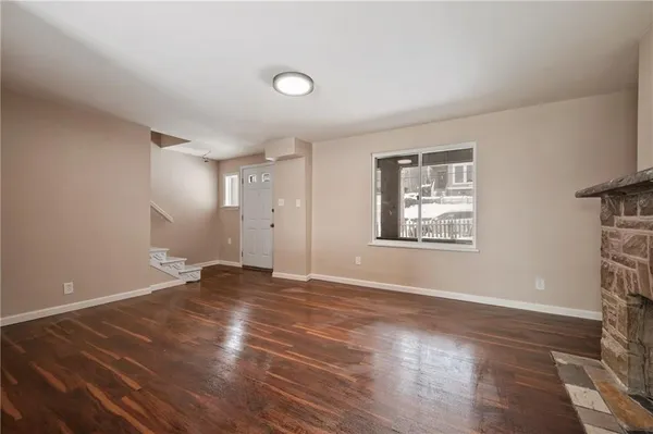 $194,900 | 221 East Agnew Avenue, Pittsburgh, PA 15210