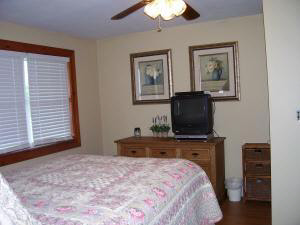 1095 Noe Road Orleans, IN 47452 - Photo 6 of 8
