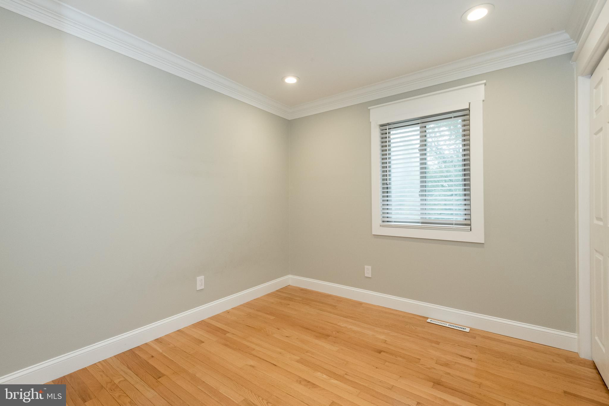 922 Shore Acres Road Arnold, MD 21012 - Photo 10 of 26 Bedroom 1