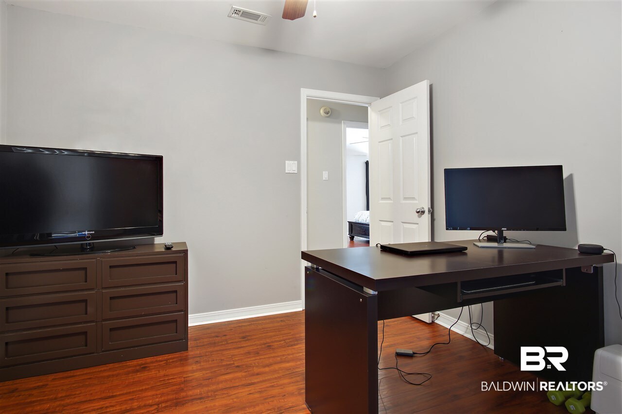 6117 Lindholm Drive South Mobile, AL 36693 - Photo 28 of 32