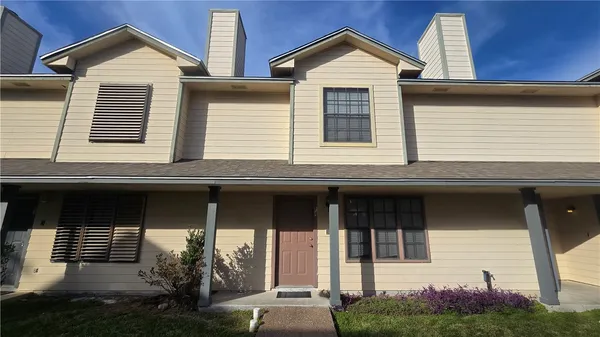 $1,595 | 7252 Mansions Drive, Unit F4, Corpus Christi, TX 78414