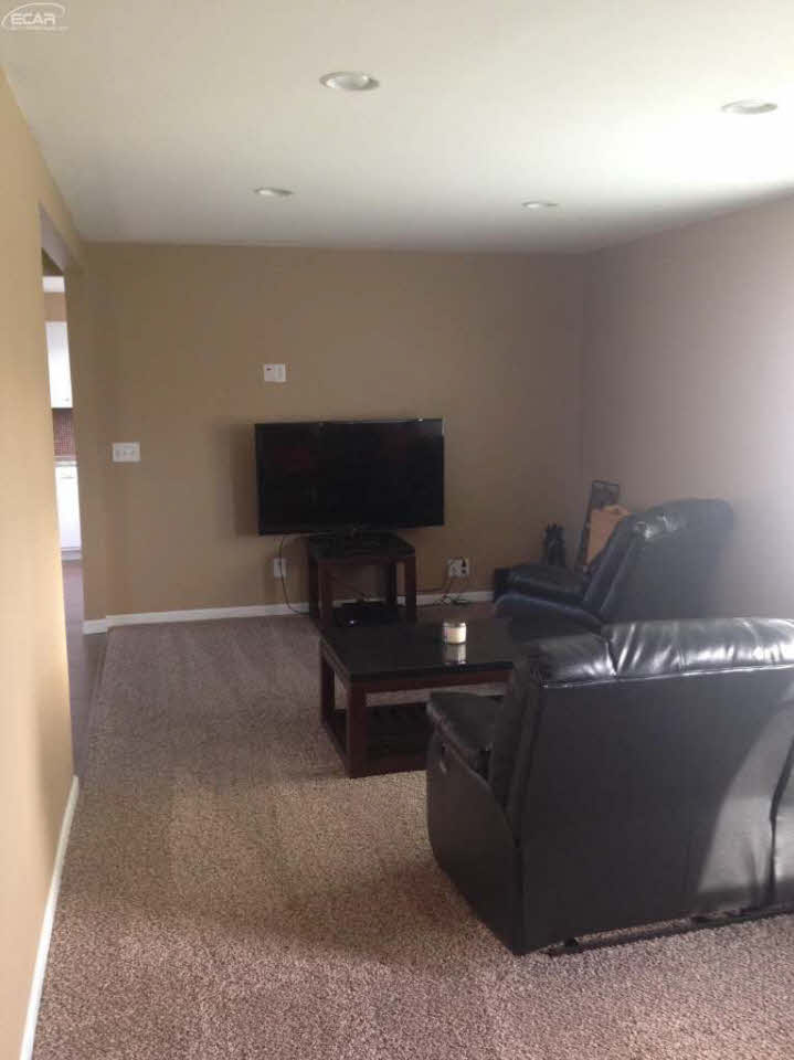 2400 West Mount Morris Road Mount Morris, MI 48458 - Photo 3 of 12 21249287-2.JPG