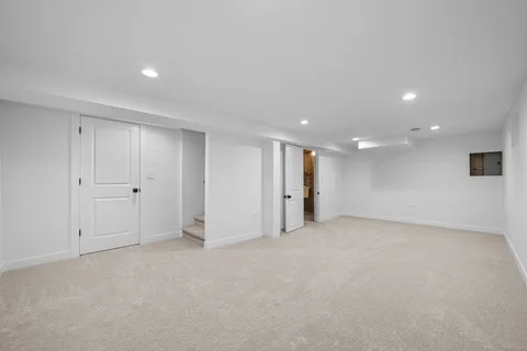 $600,000 | 1021 Foxworth Boulevard, Lombard, IL 60148