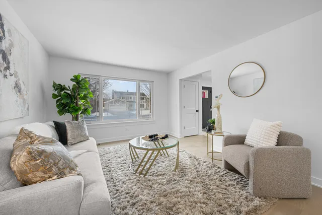 $600,000 | 1021 Foxworth Boulevard, Lombard, IL 60148