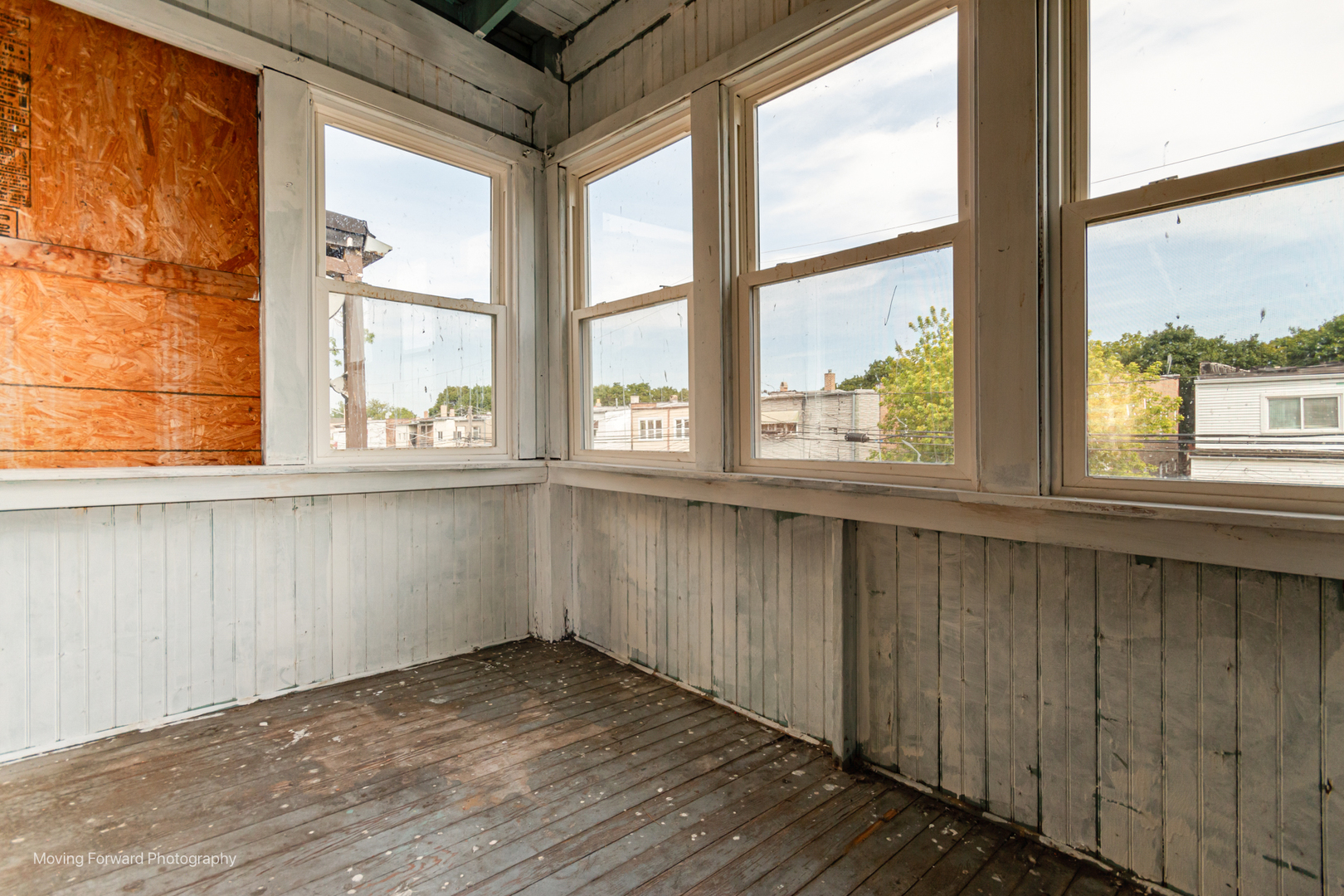 8153 South Sangamon Street Chicago, IL 60620 - Photo 14 of 37 a view of an empty room with a window