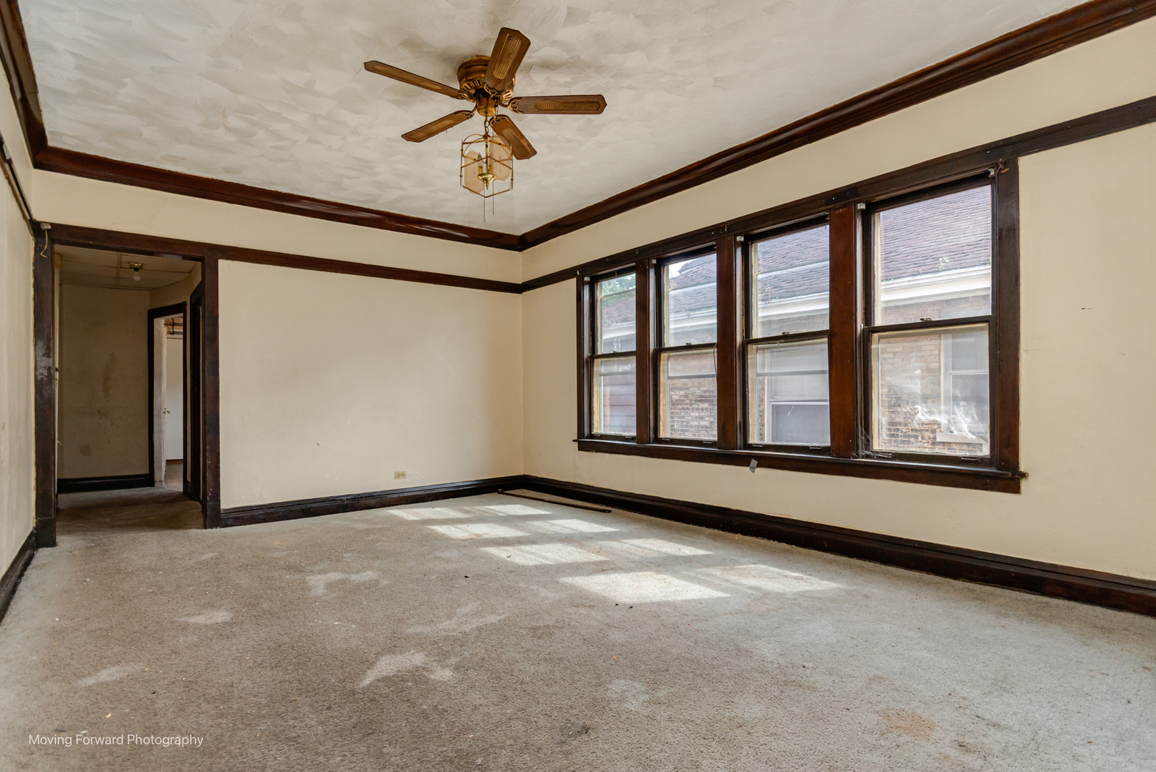 8153 South Sangamon Street Chicago, IL 60620 - Photo 29 of 37 an empty room with windows
