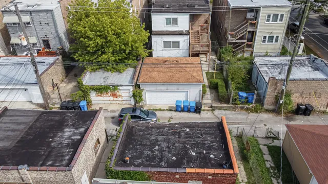 a view of an empty room with a fireplace