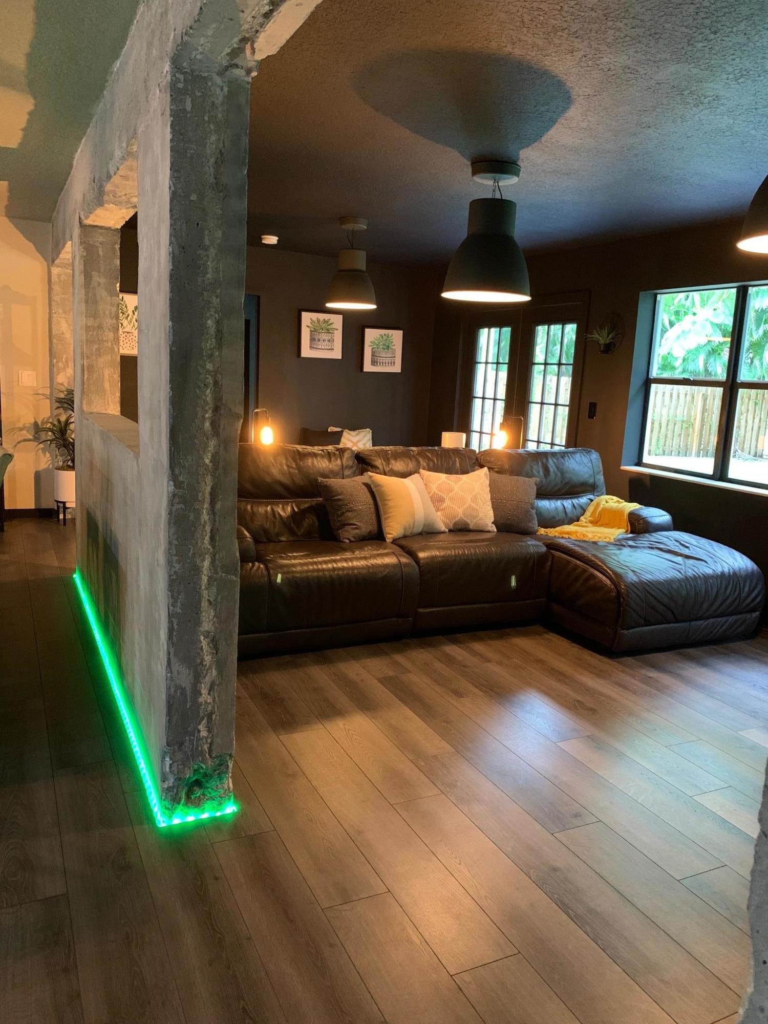 845 Cinnamon Road North Palm Beach, FL 33408 - Photo 11 of 24 Living Room Unique Wall