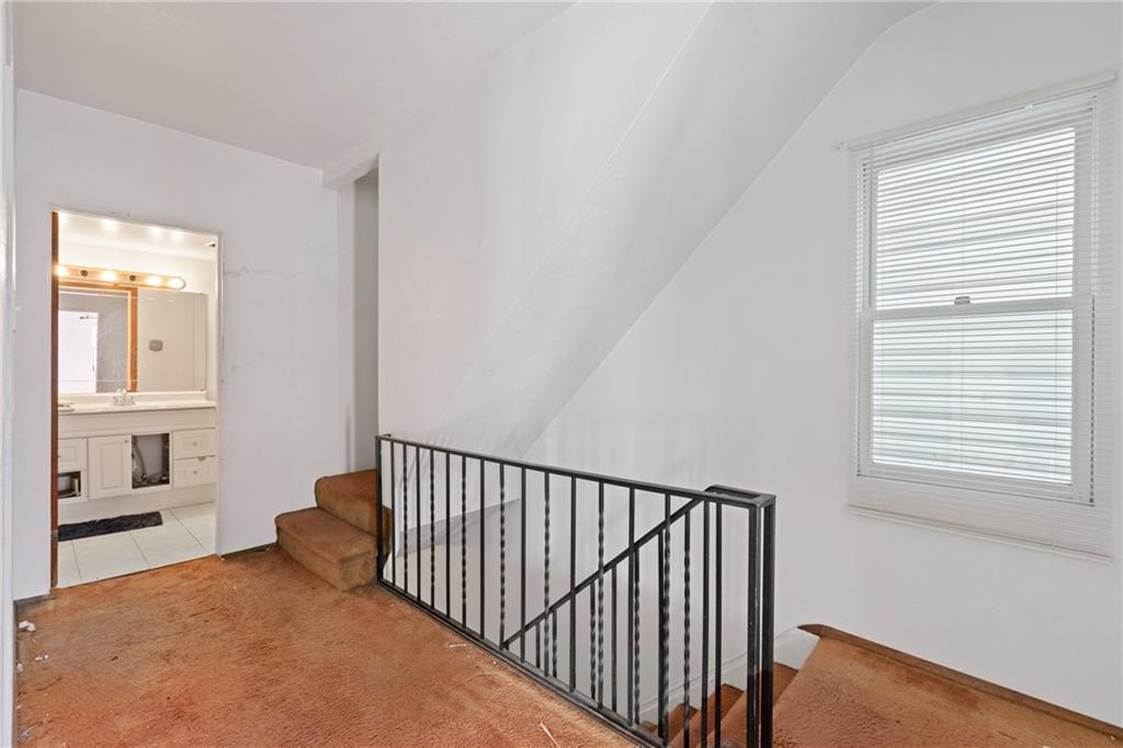 1313 Colescott Street Pittsburgh, PA 15205 - Photo 15 of 27
