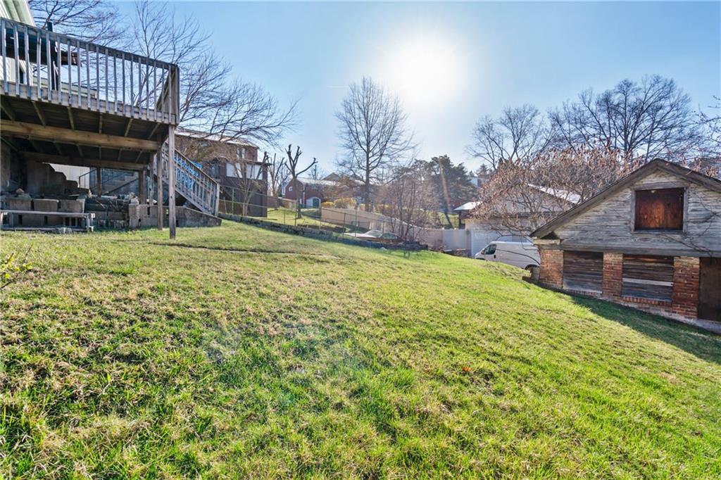 1313 Colescott Street Pittsburgh, PA 15205 - Photo 26 of 27