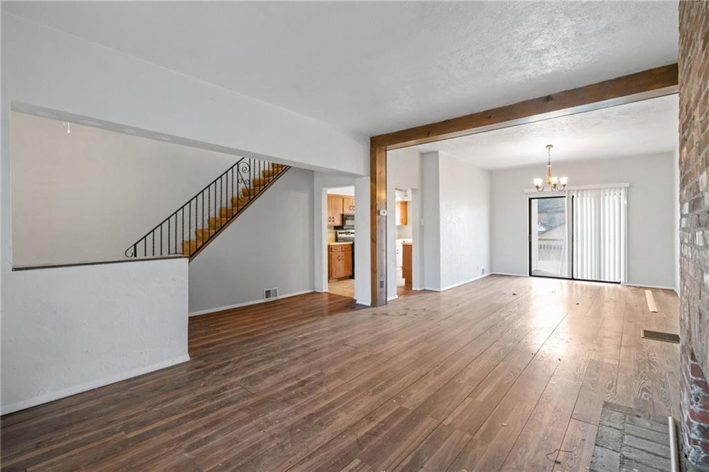 1313 Colescott Street Pittsburgh, PA 15205 - Photo 7 of 27