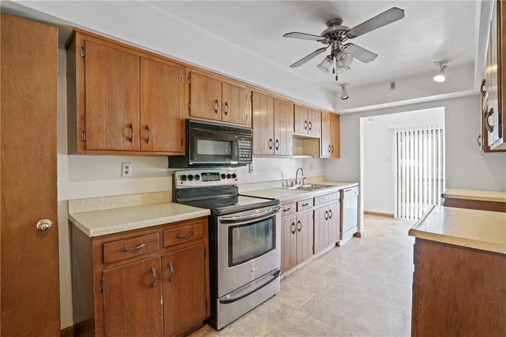 1313 Colescott Street Pittsburgh, PA 15205 - Photo 9 of 27