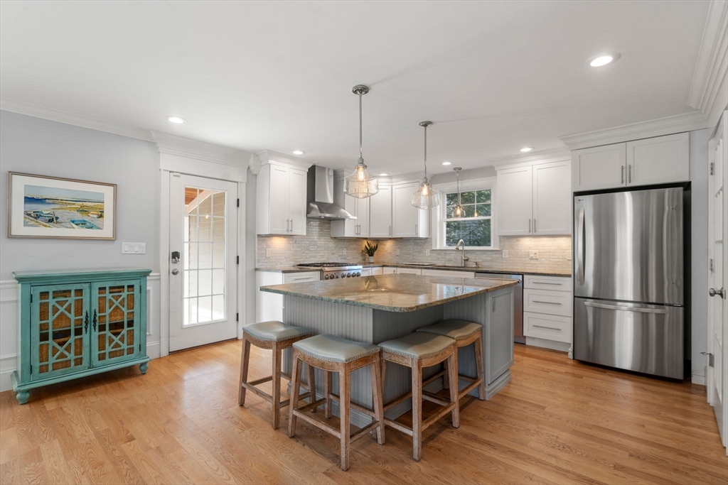 945 Walnut Street Newton, MA 02461 - Photo 12 of 42