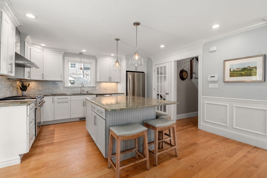 945 Walnut Street Newton, MA 02461 - Photo 14 of 42