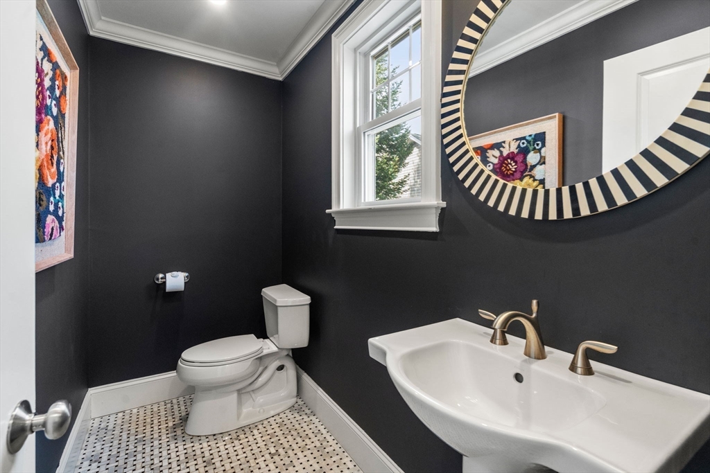 945 Walnut Street Newton, MA 02461 - Photo 17 of 42