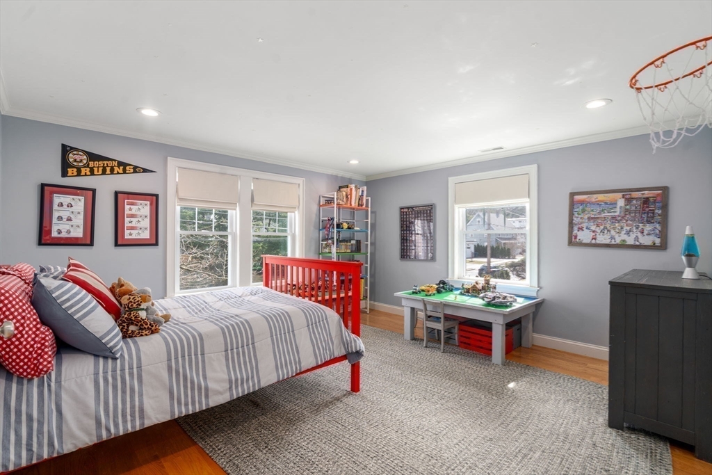 945 Walnut Street Newton, MA 02461 - Photo 18 of 42