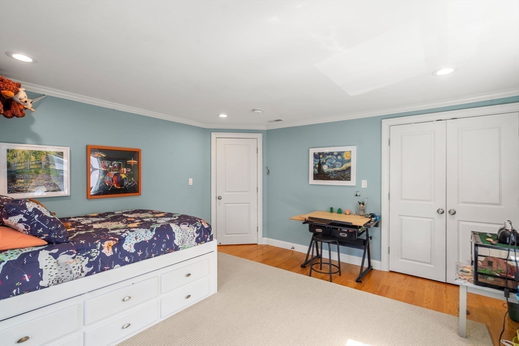 945 Walnut Street Newton, MA 02461 - Photo 22 of 42
