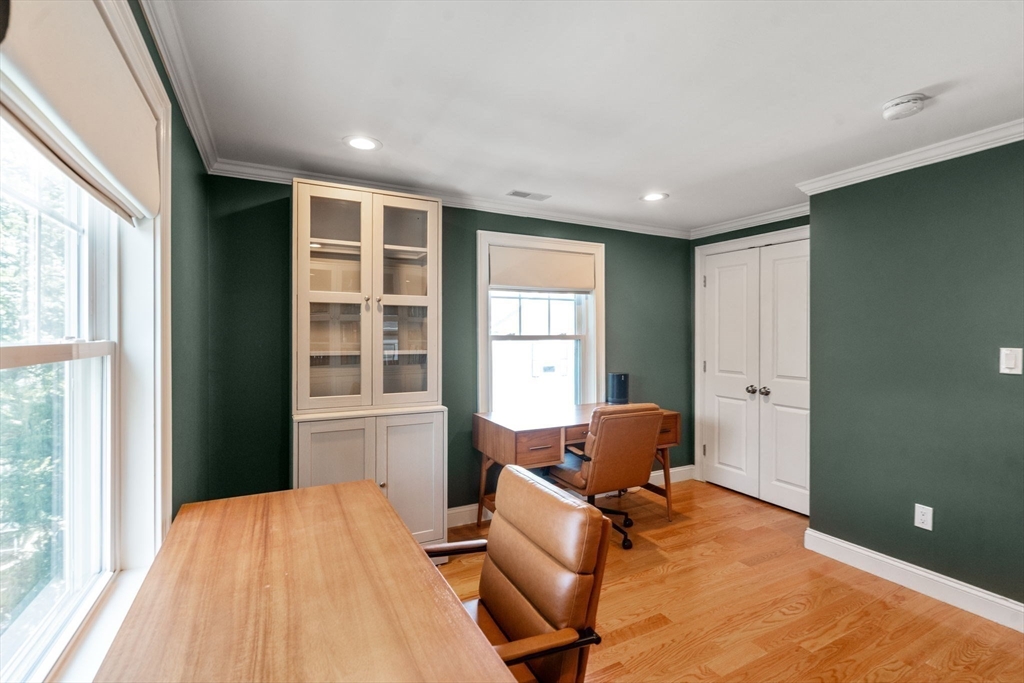 945 Walnut Street Newton, MA 02461 - Photo 24 of 42