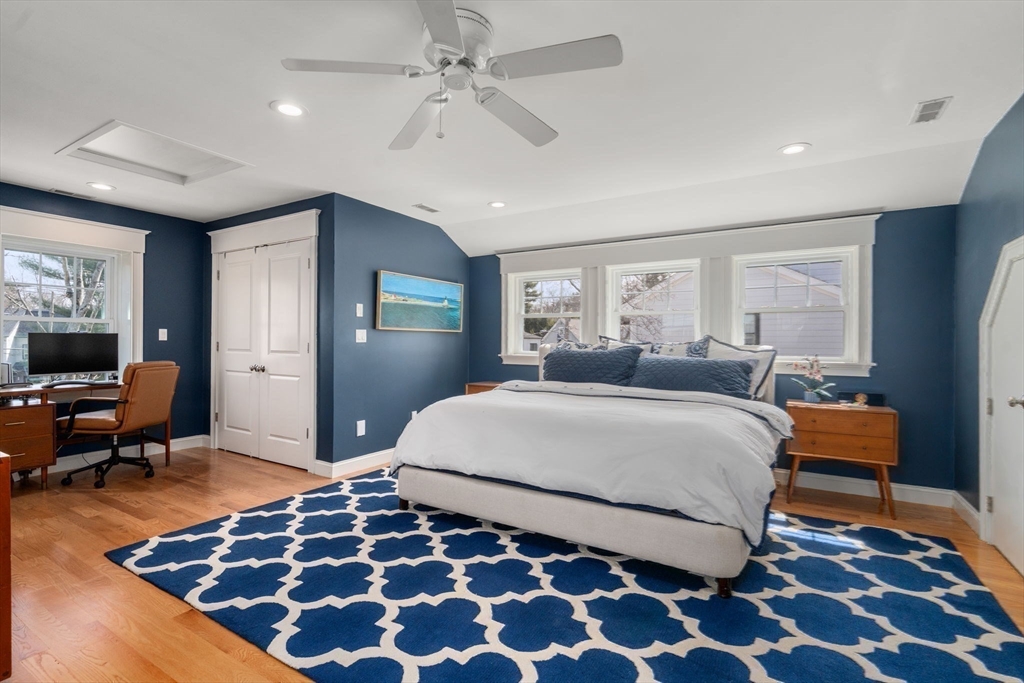 945 Walnut Street Newton, MA 02461 - Photo 28 of 42