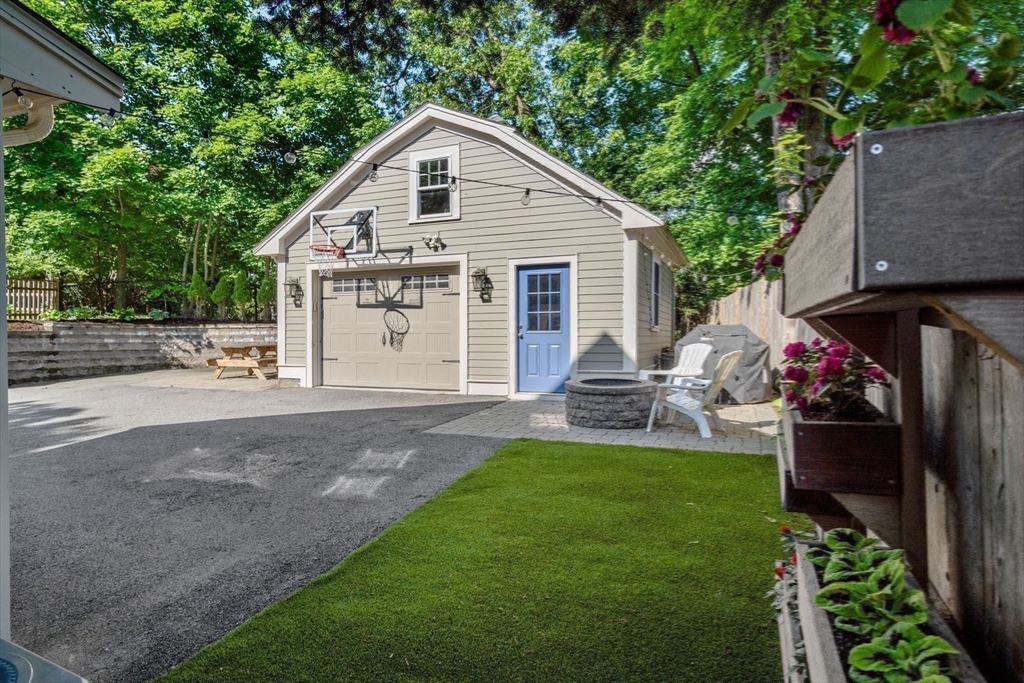 945 Walnut Street Newton, MA 02461 - Photo 41 of 42