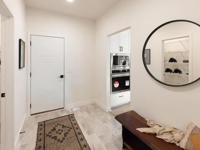 $709,990 | 7696 Waverly Avenue, Shakopee, MN 55379