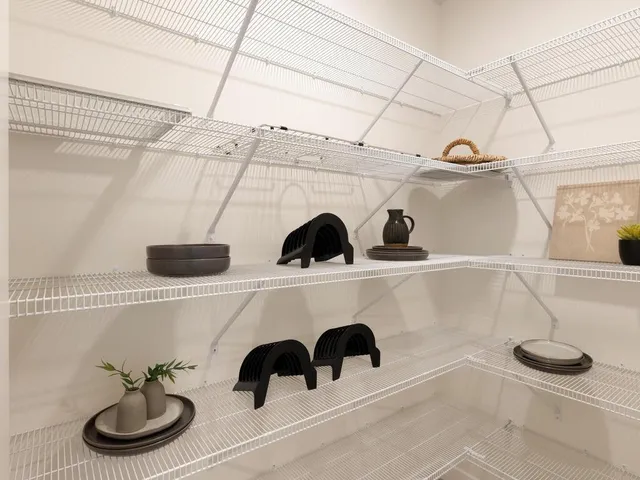 $709,990 | 7696 Waverly Avenue, Shakopee, MN 55379