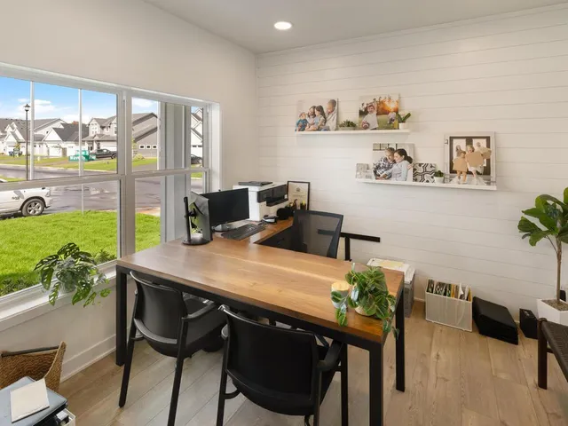 $709,990 | 7696 Waverly Avenue, Shakopee, MN 55379