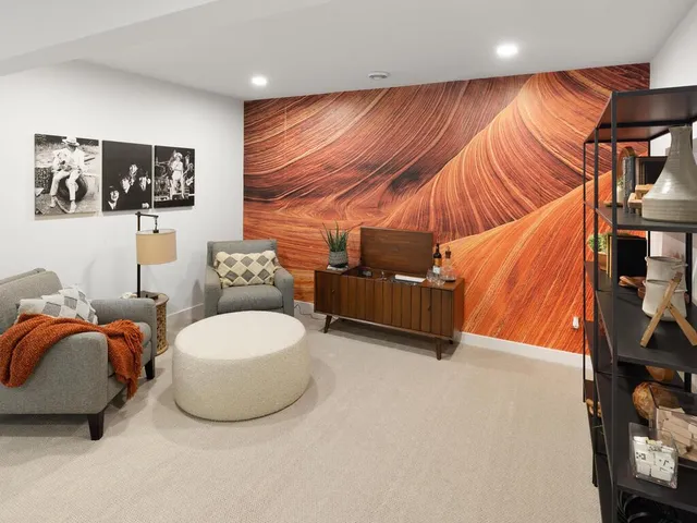 $709,990 | 7696 Waverly Avenue, Shakopee, MN 55379