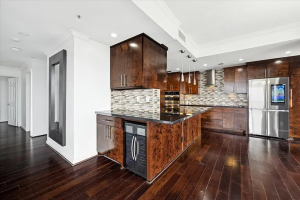 $2,400 | 3350 McCue Road, Unit 2201, Houston, TX 77056