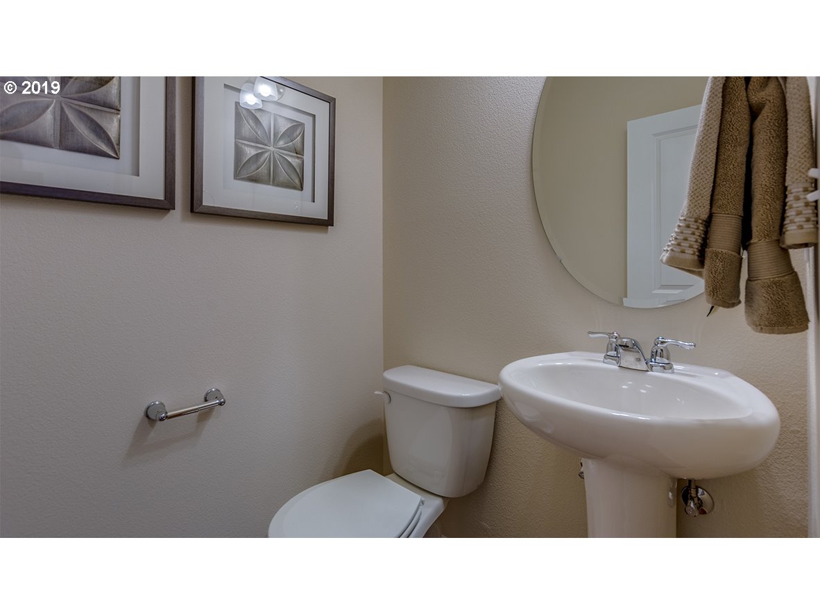 15614 Northwest Brugger Road Portland, OR 97229 - Photo 7 of 32 Gallery Image 7