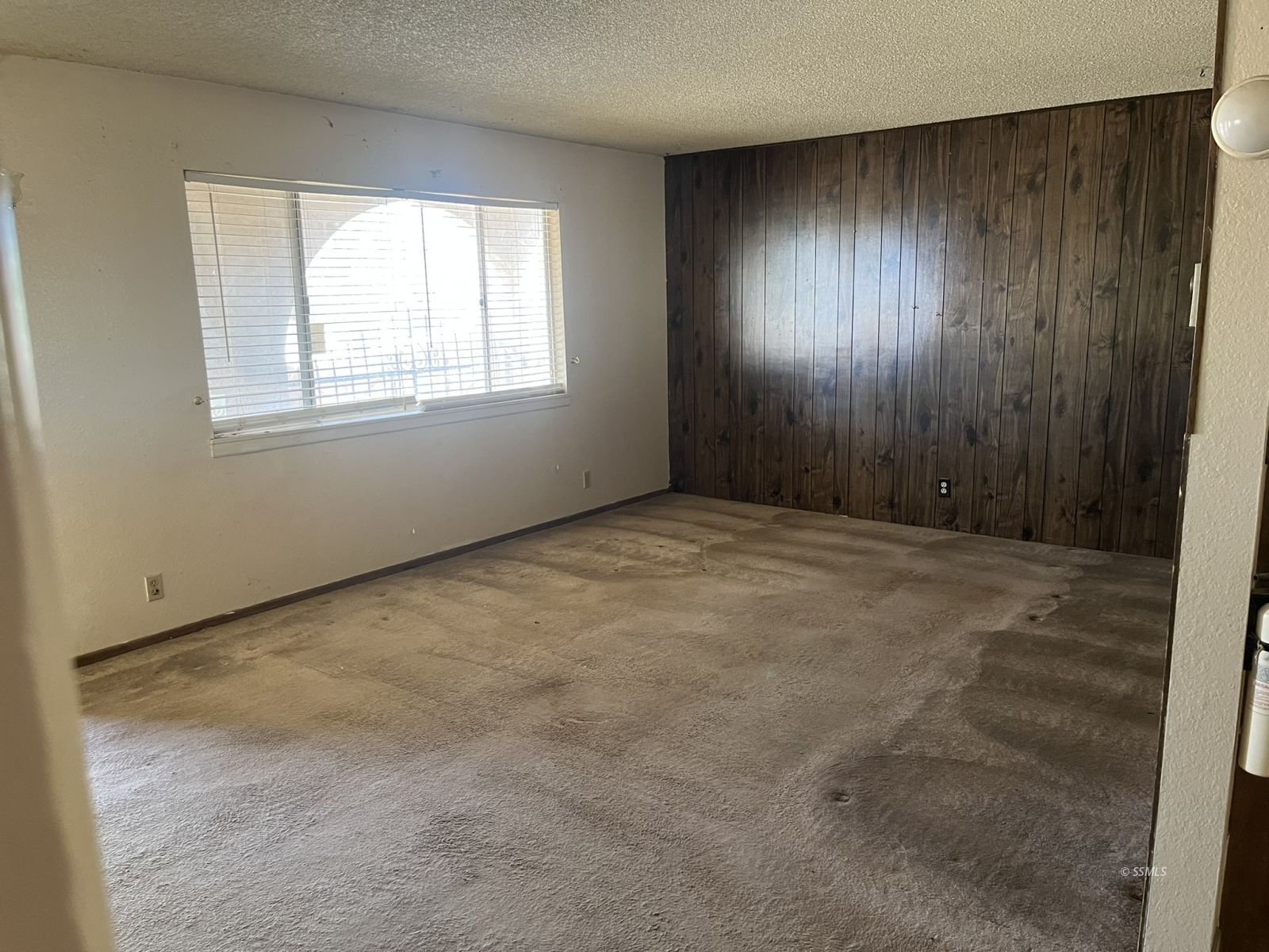 1637 South McCall Street Ridgecrest, CA 93555 - Photo 3 of 15