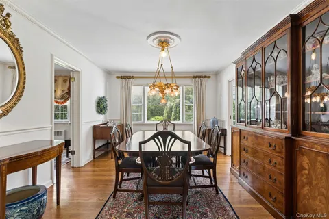 $1,575,000 | 142 Rockaway Avenue, Garden City, NY 11530
