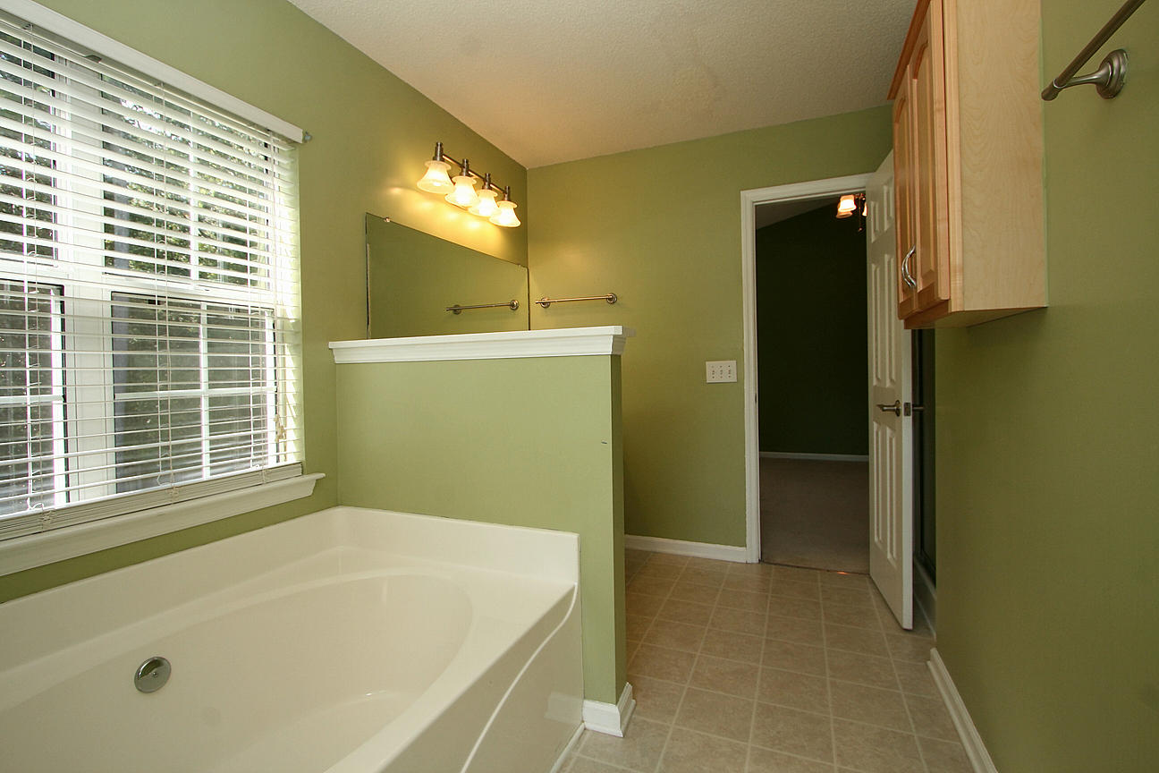 310 Eagle Ridge Road Summerville, SC 29485 - Photo 15 of 26 IMG_4193
