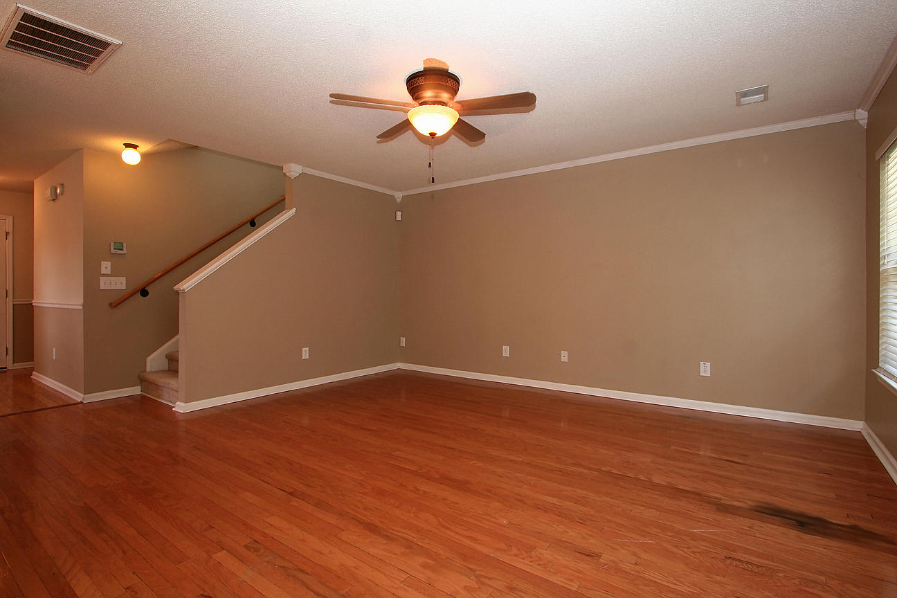310 Eagle Ridge Road Summerville, SC 29485 - Photo 5 of 26 IMG_4093