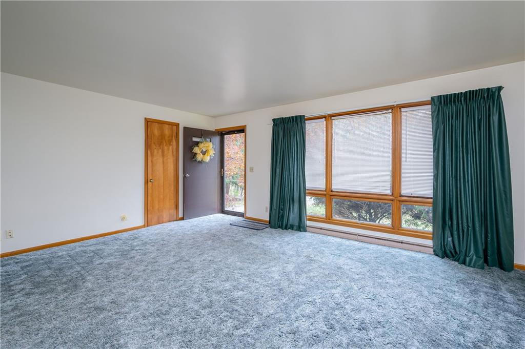 117 Black Road Harrisville, PA 16038 - Photo 3 of 25