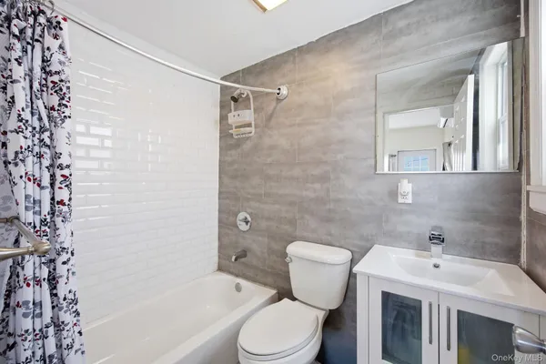 $885,000 | 1785 Patterson Avenue | Harding Park