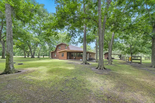$405,000 | 16155 County Road 946, Brazoria, TX 77422
