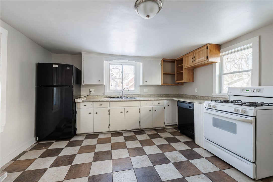 90 Cottage Street Rochester, NY 14608 - Photo 14 of 26