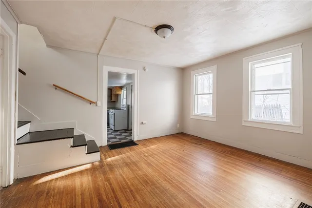 $124,900 | 90 Cottage Street, Rochester, NY 14608