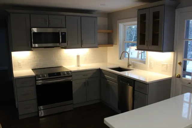 $3,300 | 2 Norman Avenue, West Bridgewater, MA 02379