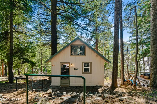 $199,999 | 35941 Highway 12, Unit 3, Naches, WA 98937