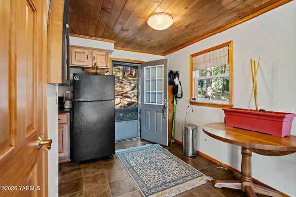 $199,999 | 35941 Highway 12, Unit 3, Naches, WA 98937
