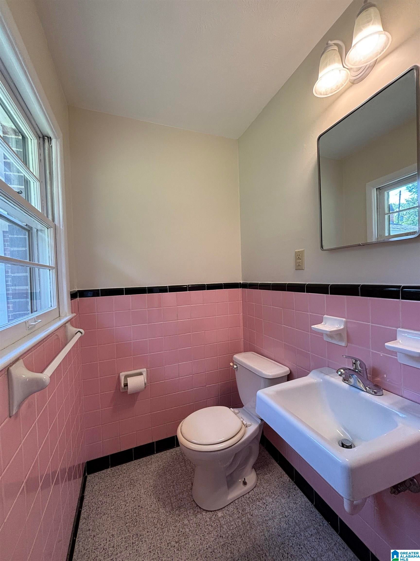 220 Patricia Road Anniston, AL 36206 - Photo 26 of 28 Gallery Image 26