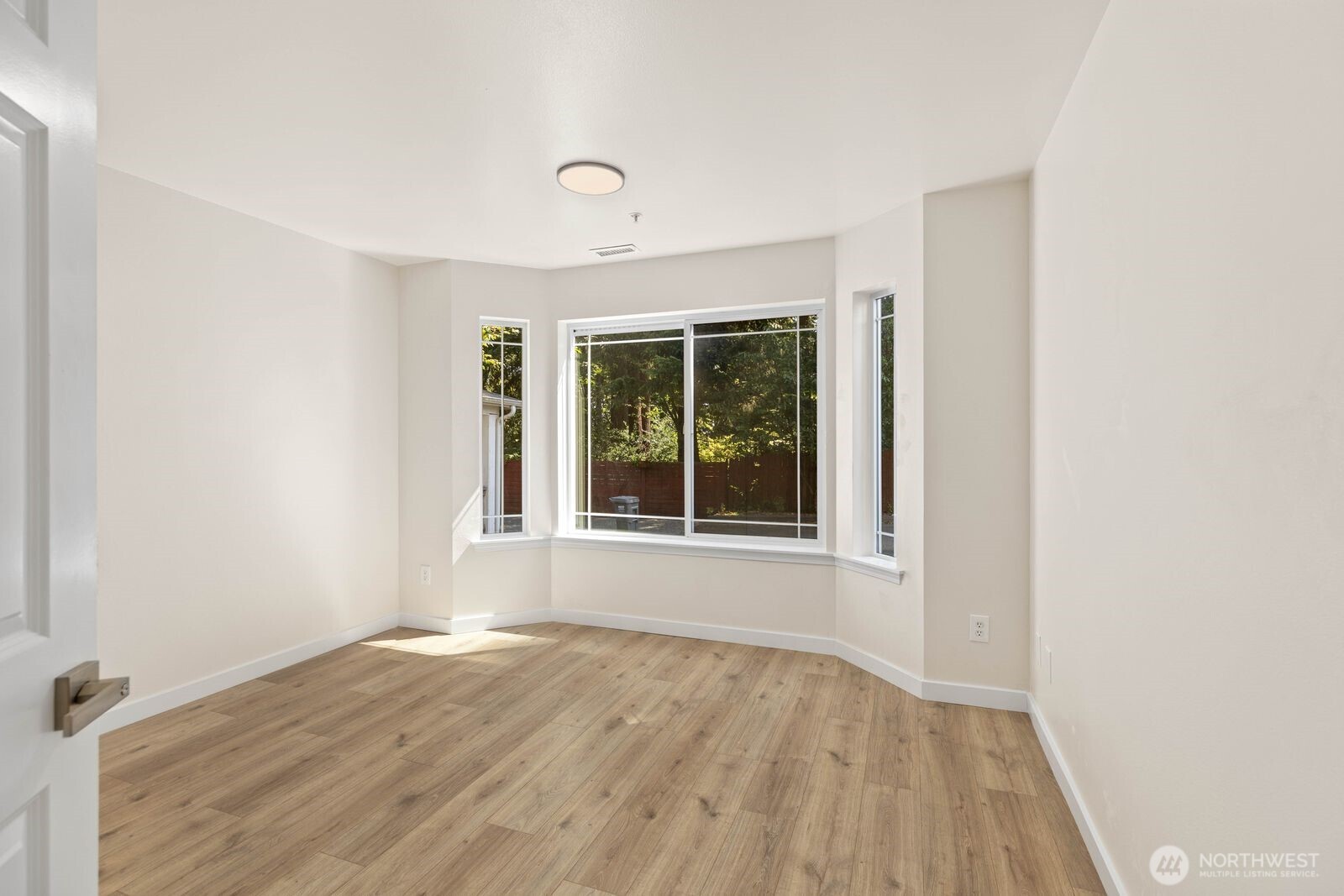 7508 Tyee Road Everett, WA 98203 - Photo 24 of 34 Gallery Image 24