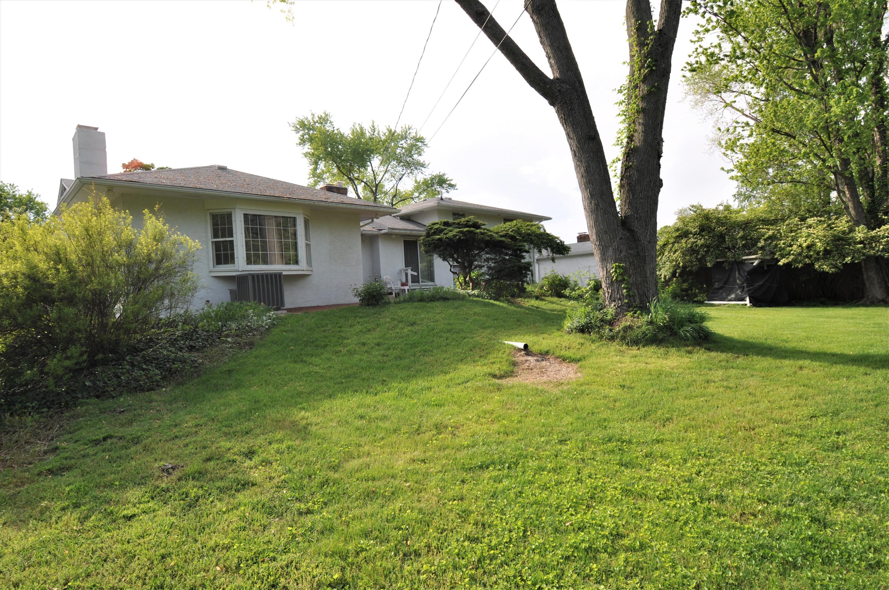 2920 North Star Road Columbus, OH 43221 - Photo 12 of 54