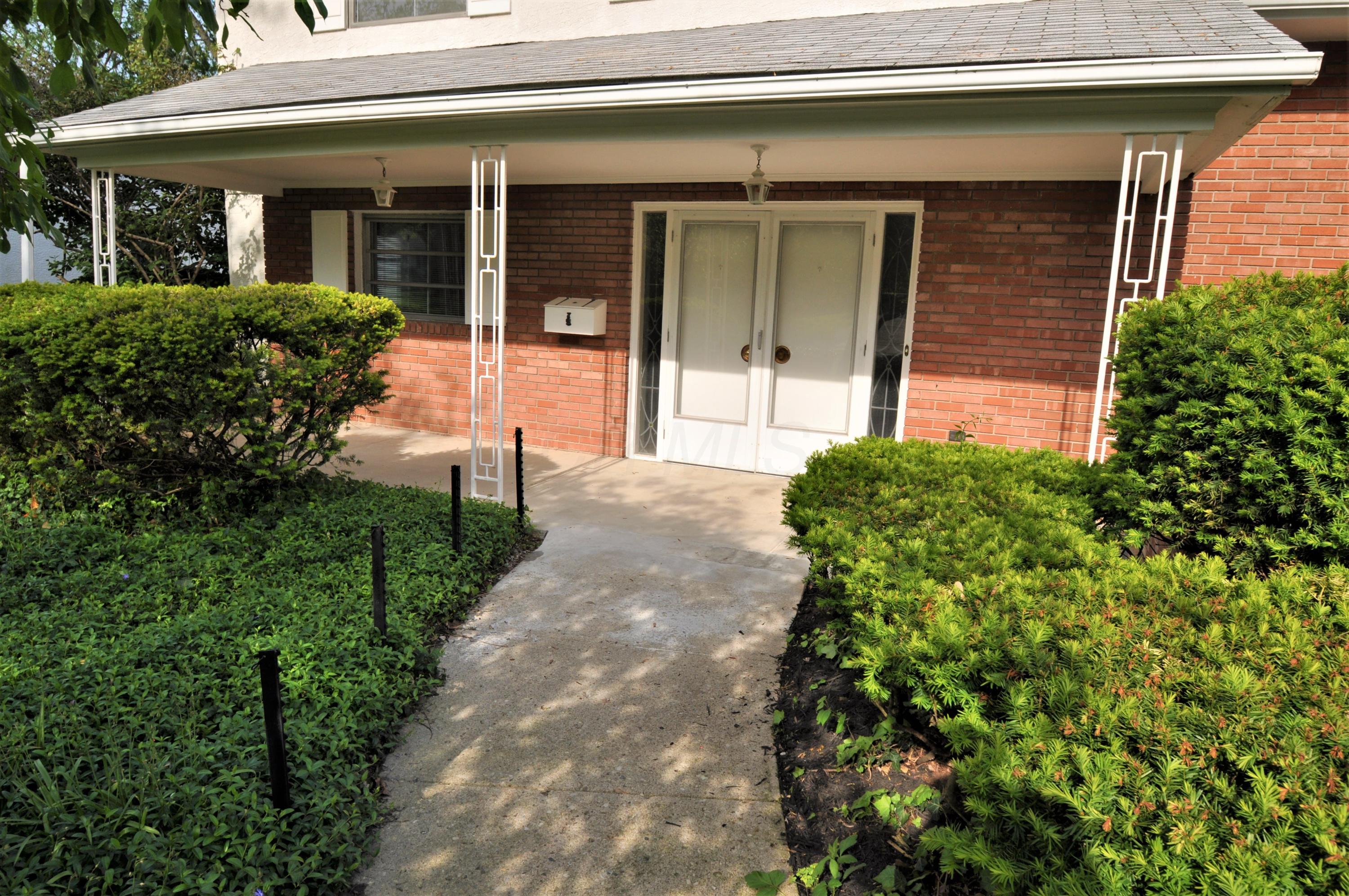 2920 North Star Road Columbus, OH 43221 - Photo 3 of 54