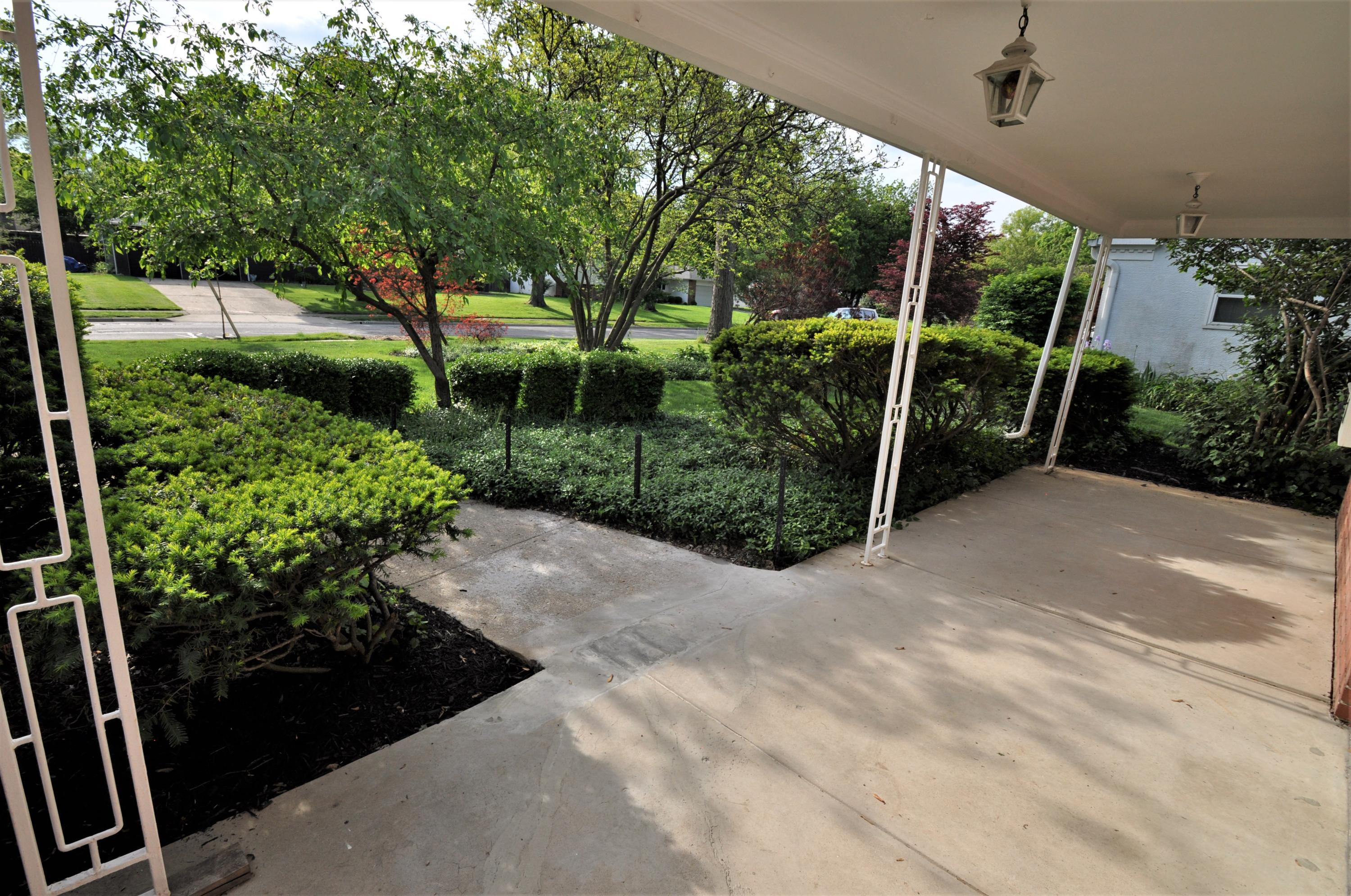 2920 North Star Road Columbus, OH 43221 - Photo 4 of 54