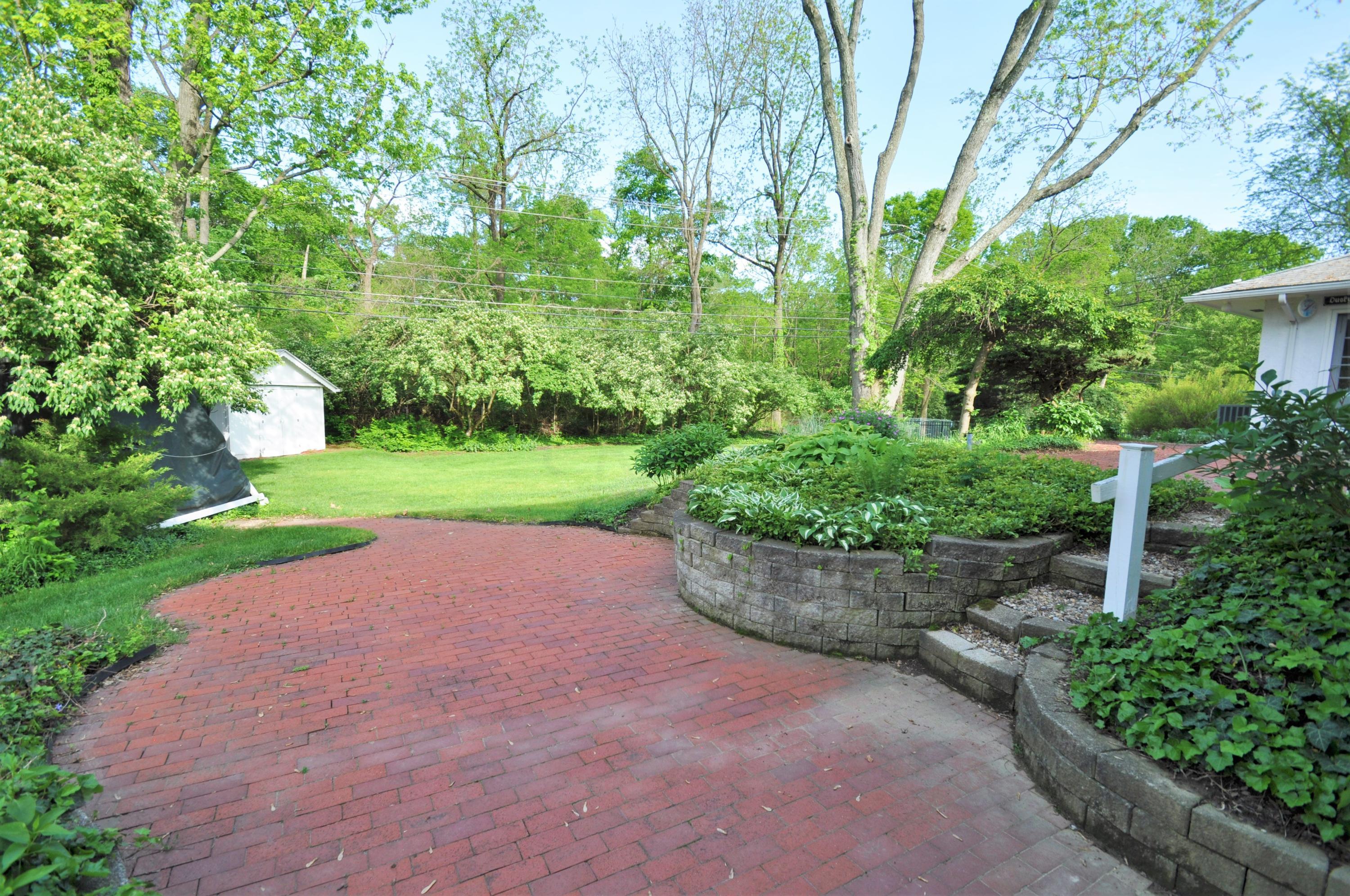 2920 North Star Road Columbus, OH 43221 - Photo 8 of 54