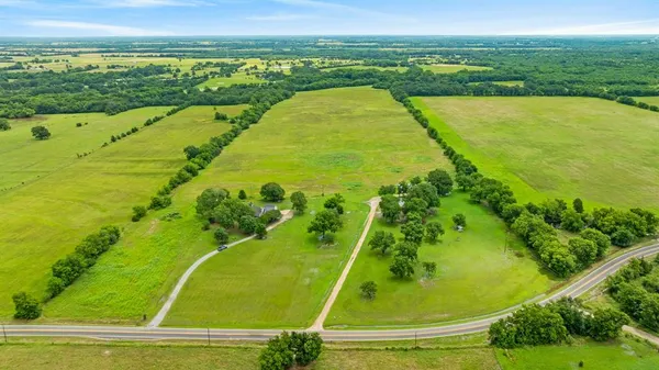 $719,900 | 1285 Farm To Market Road 196, Pattonville, TX 75468