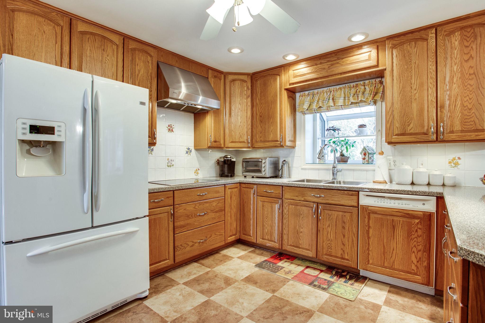 7730 Falstaff Road McLean, VA 22102 - Photo 16 of 50
